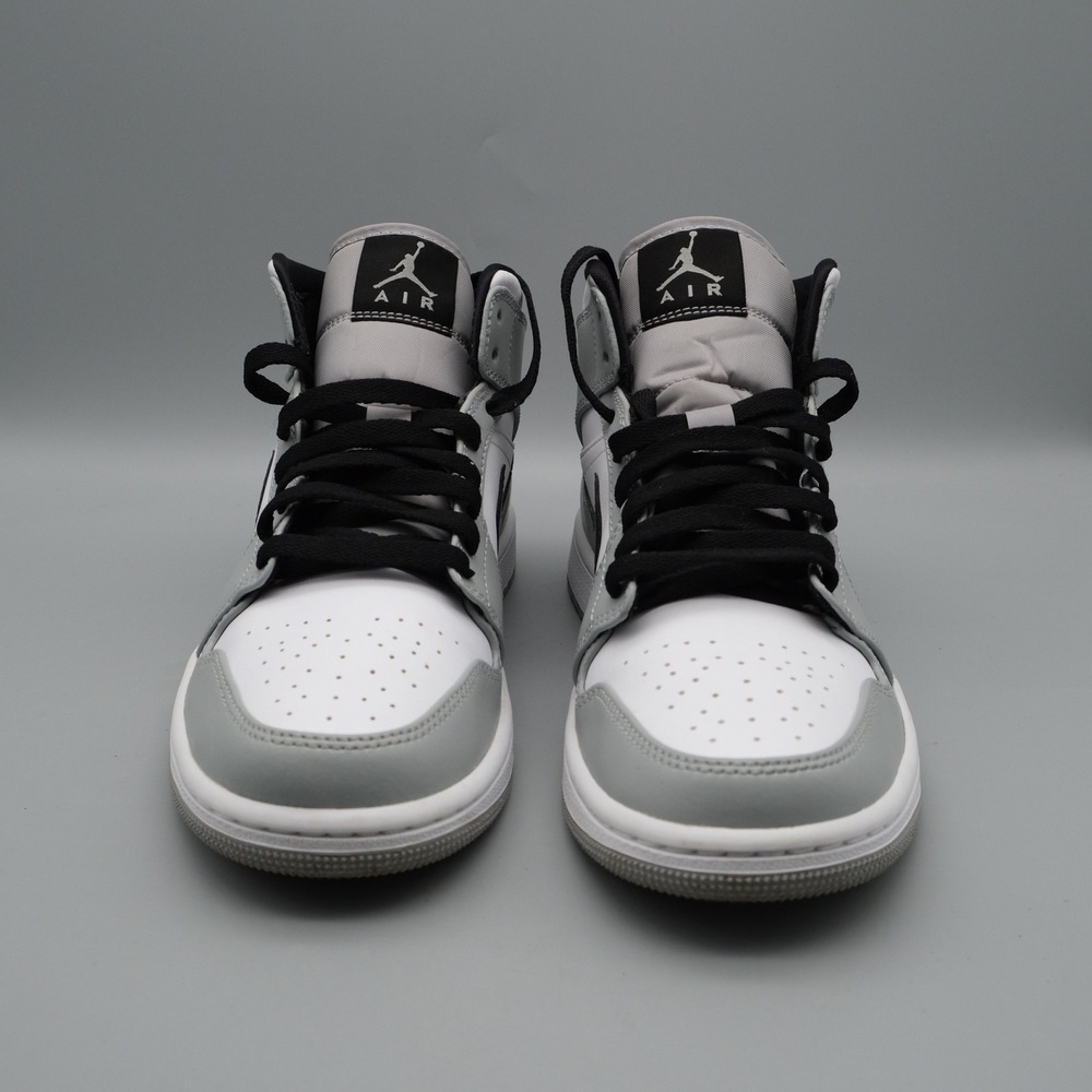 Jordan 1 Mid Mens Grey White Black 554724-092 Streetwear 7.5 Sneaker - Picture 2 of 11